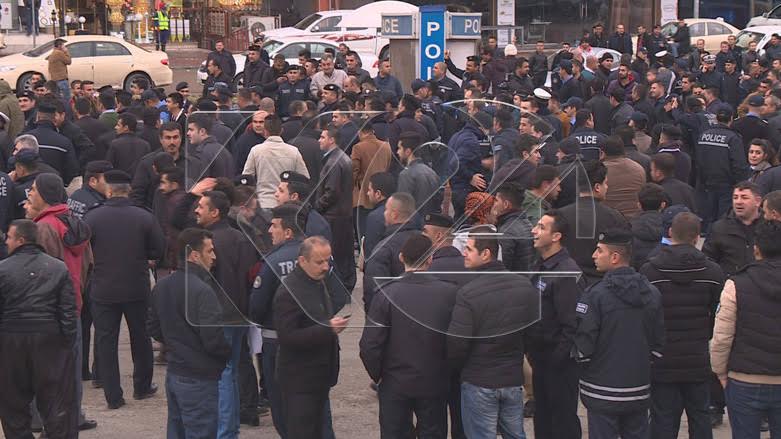 بە وێنە...بایكۆتكردنی دەوامی كارمەندان لە سلێمانی